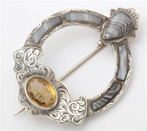 What Is A Ancient Brooch at Robyn Morgan blog