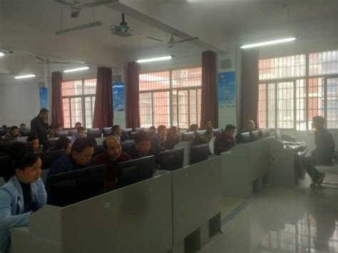 2018年普通高中学业水平考试系统培训在我校顺利召开 - 江西省宜春中学