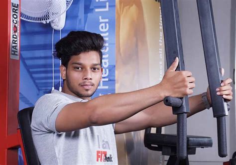 Certified and experienced fitness trainer studio - FITholic
