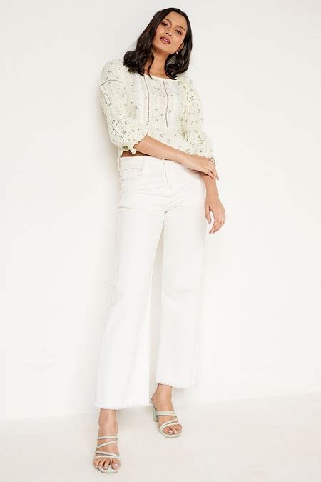 White Printed Casual Three-Quarter Sleeves Boat Neck Women Slim Fit ...