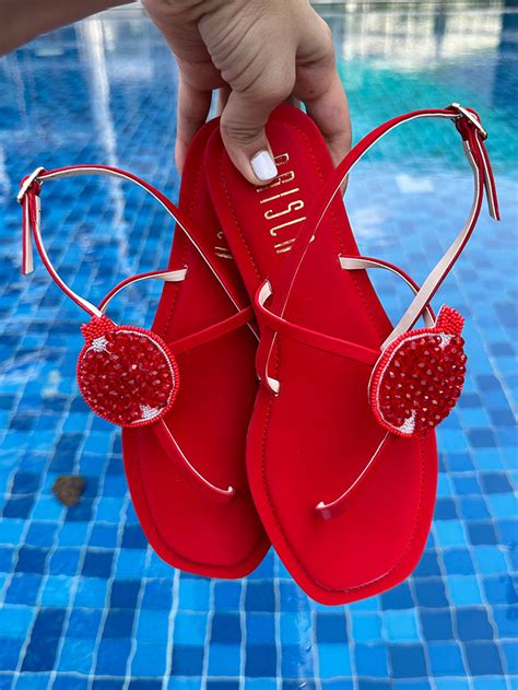 Pom-Grenade Flats House Of Prisca