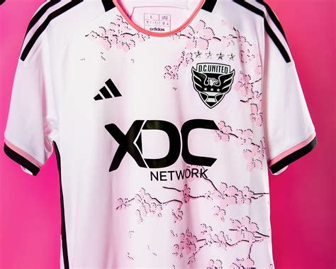 PHOTOS: DC United unveils new cherry blossom away jersey - WTOP News