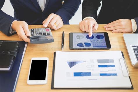 How to Analyse Questionnaire Data 的图像结果