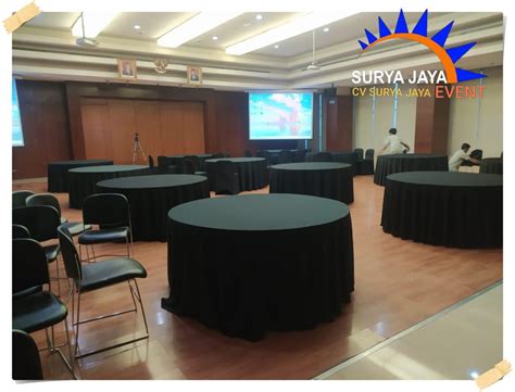 Sewa Meja Bundar Bekasi