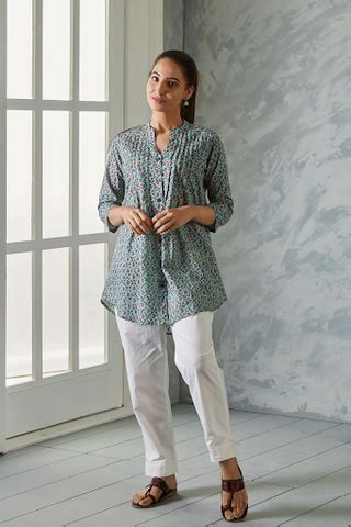 Valentine's Day : Shahenaz's Handpicked Indian Tops For Her