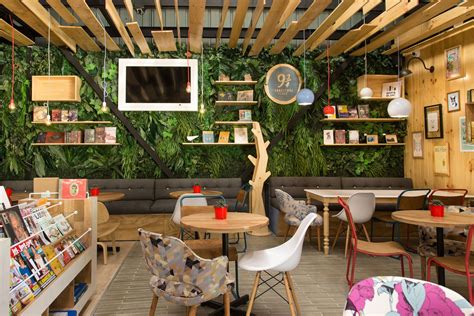 Bookstore 的图像结果