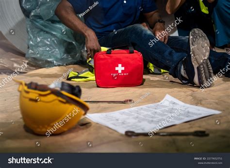 Emergency Staff Safety Suit Use First Stock Photo 2277652751 | Shutterstock