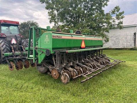 Used Great Plains No-Till Drill 的图像结果