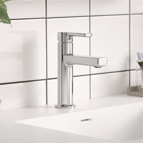 Moen Rinza Chrome Single Hole 1-Handle WaterSense Bathroom Sink Faucet ...