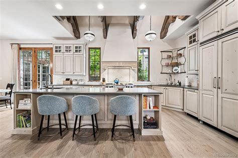 2891 E Alameda Avenue