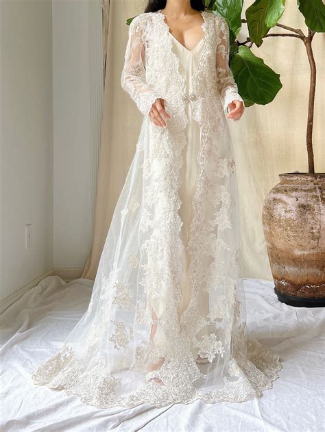 Vintage Embroidered Lace Duster - M | G O S S A M E R