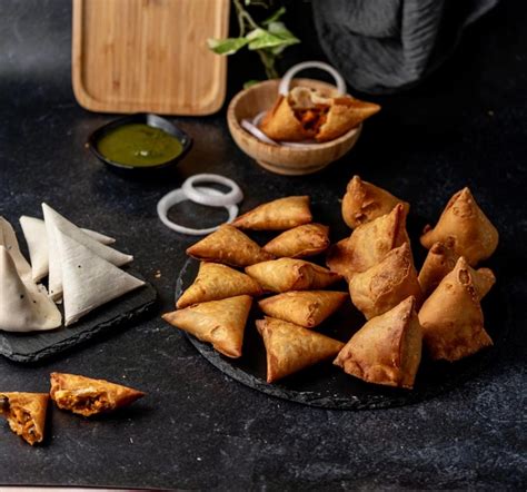 Buy Fresh Snacks Online | Indian Snacks Free Delivery | Snack Me