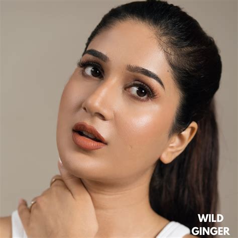 Super Bundle - All 8 Lip Plush – Kallos Vanity Cosmetics