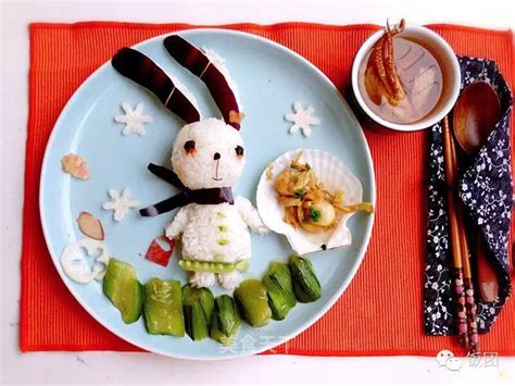 长耳兔儿童餐的做法_饭妈创意儿童餐 长耳兔_菜谱_美食天下