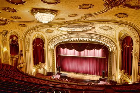 New York Palace Theatre Seating In 1987, New York's Palace Theater Was