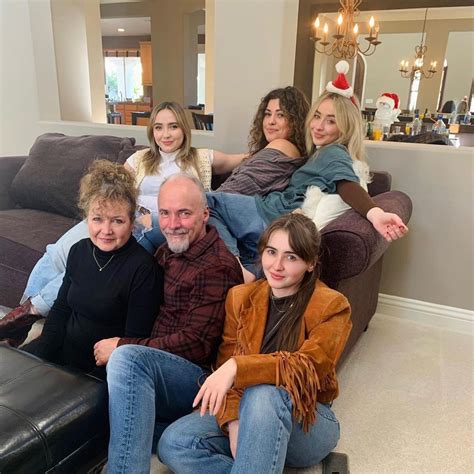 Merry Christmas from the Carpenter's🎄 | Sabrina carpenter family ...