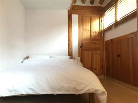 South Korea Vacation Rentals | Airbnb