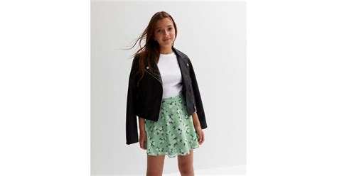 Girls Green Floral Chiffon Mini Skirt | New Look
