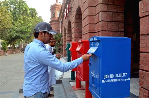 PAKISTAN-LAHORE-WORLD POST DAY