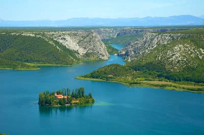Kaštela Travel - apartmani, sobe i hoteli