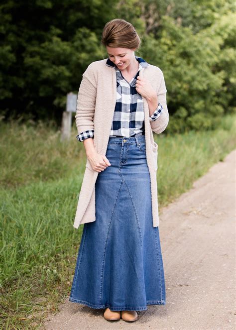 What To Wear With A Maxi Denim Skirt at Laura Chick blog