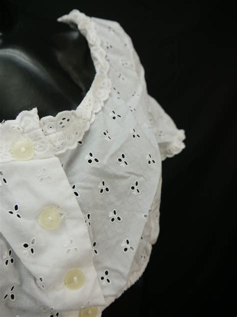 Gr.44 Dirndlbluse weiße Bluse für Dirndl Höck Baumwolle mit Spitze B10094