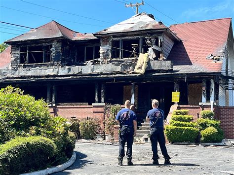 'Wrecked Beyond Belief': Columbia City Funeral Home Burns Down in ...