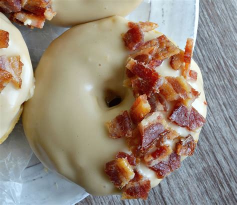 Maple Bacon Donuts - WonkyWonderful