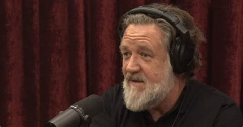 Russel Crowe reveló cómo fue su transformación física que lo ayudó a ...
