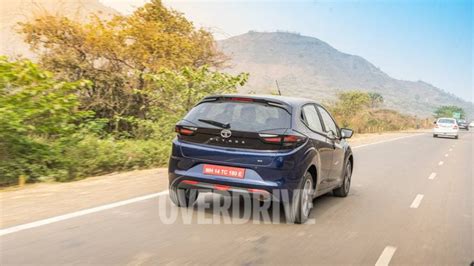 Tata Altroz petrol, diesel, and CNG: Difference explained - Overdrive