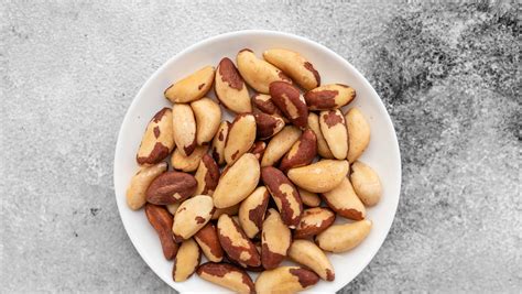 Macadamia Nuts Health Benefits: 5 to Know