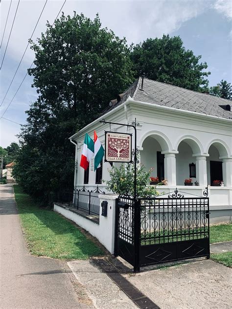 AGRITURISMO VILLA CARLOTTA (Szilvasvarad) - Farmhouse Reviews, Photos ...