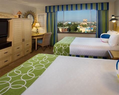 PIXAR PLACE HOTEL (Anaheim) - Hotel Reviews, Photos, Rate Comparison ...