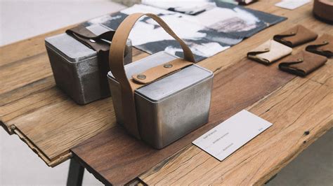 Buy Local Design 的图像结果