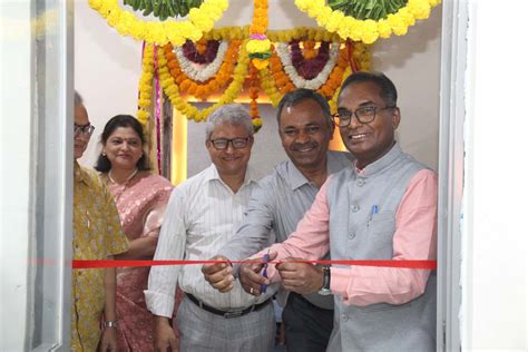 Visit of Honorable Dr. S. Chandrasekhar, Secretary, DST | Indian ...