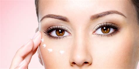 How to Lift Saggy Eyelids Without Surgery: 5-Minute Ritual - glamour-nyc