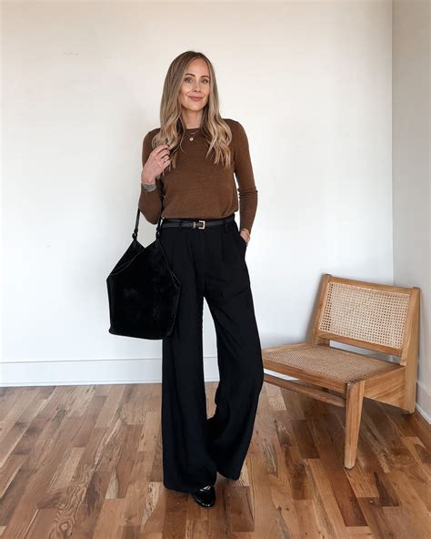 Daily Look - Fashion Jackson | Wide leg trousers outfit, Brown sweaters ...