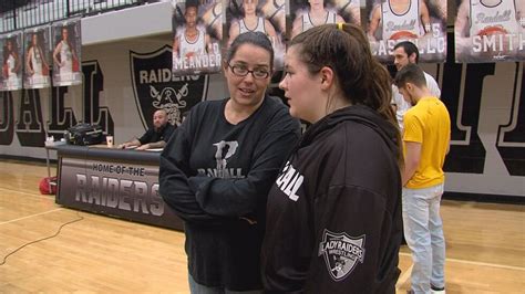 Randall High wrestler Lily Mills ranked 11th in the nation