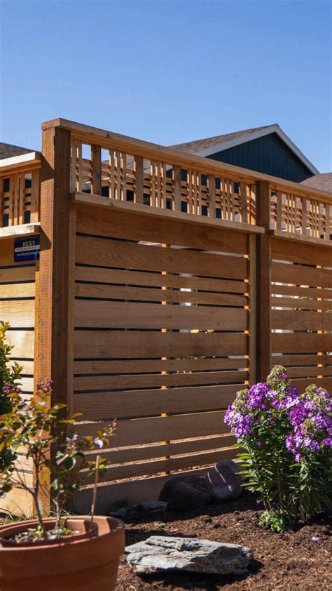 20 Stunning Wooden Garden Fences for Ultimate Style and Privacy in 2025 ...
