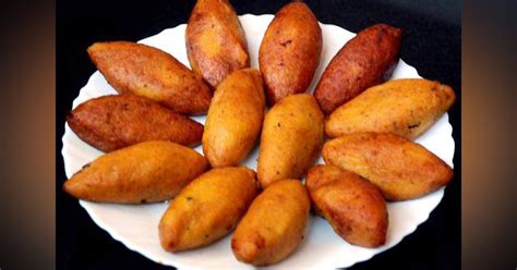 Thallasery Cafe Kammanahalli For Snacks | Little Black Book, Bangalore