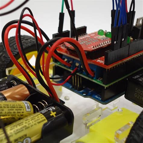 Image result for 2WD Robot Arduino