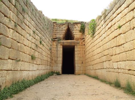Kings and queens of ancient world buried in "beehive tombs," including ...