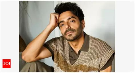 Aparshakti Khurana goes gaga over brother Ayushmann's Dream Girl 2 ...