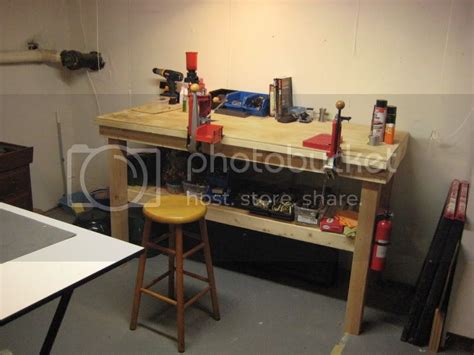 Homemade Portable Reloading Bench with Safe 的图像结果