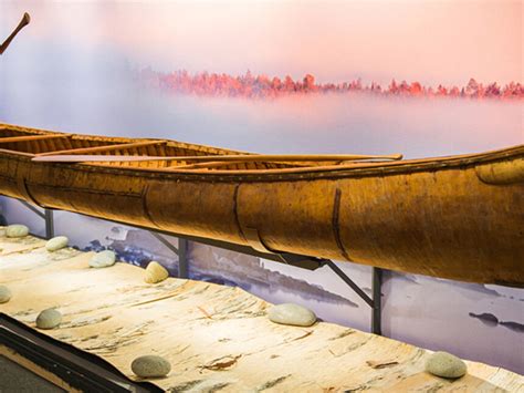 The Legacy of Penobscot Canoes | Meer