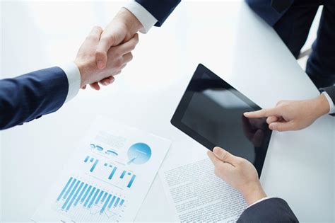 Handshake Qoutes Wallpaper 的图像结果