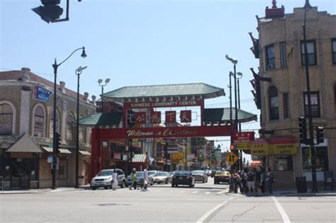实拍芝加哥中国城华人居住地住宅_频道_凤凰网