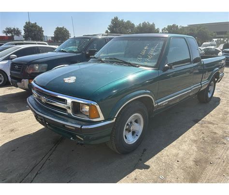 1996 Chevrolet S-10 Pickup