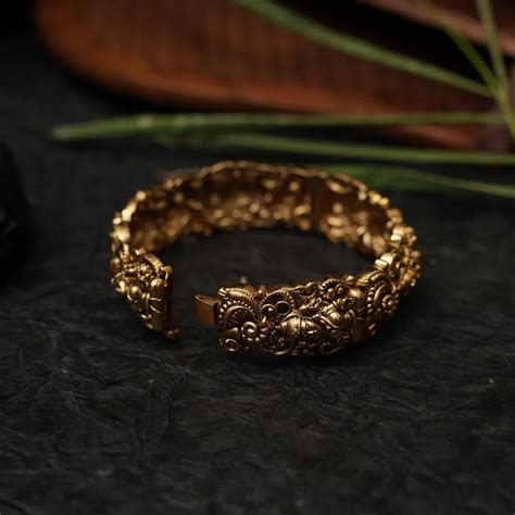 Antique Bangles | Trendy Design | Shop Now