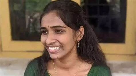 Car Accident : అమెరికాలో తెలుగు యువతి దుర్మరణం | Telugu Young Woman ...